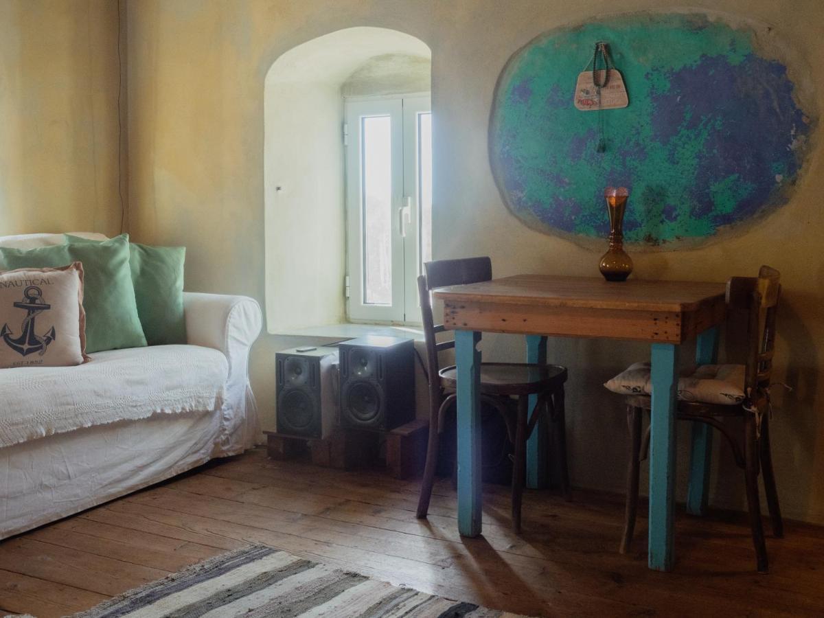 Vintage Stone-Built Country Cottage In Richea Kouloureika 외부 사진