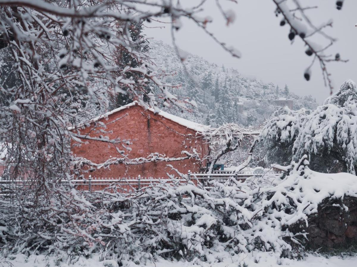 Vintage Stone-Built Country Cottage In Richea Kouloureika 외부 사진
