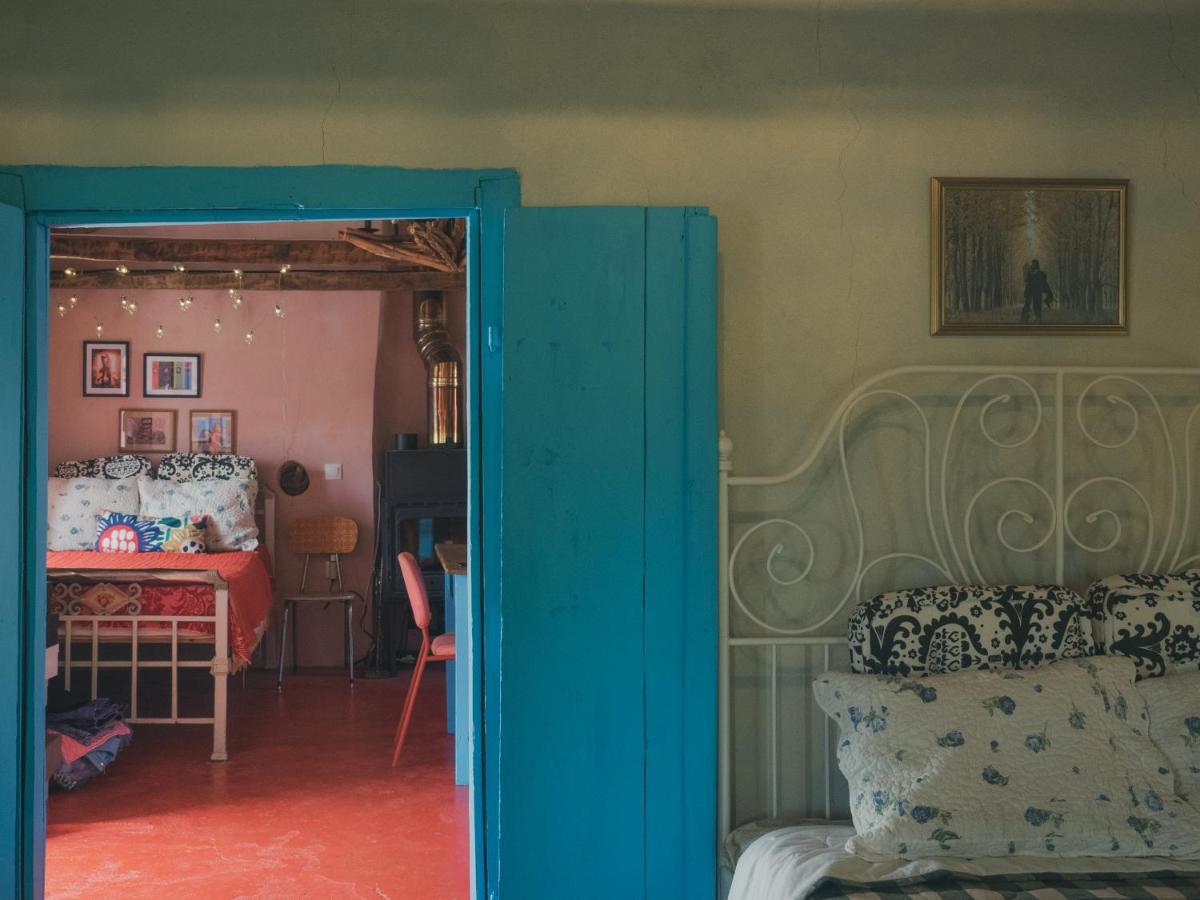 Vintage Stone-Built Country Cottage In Richea Kouloureika 외부 사진