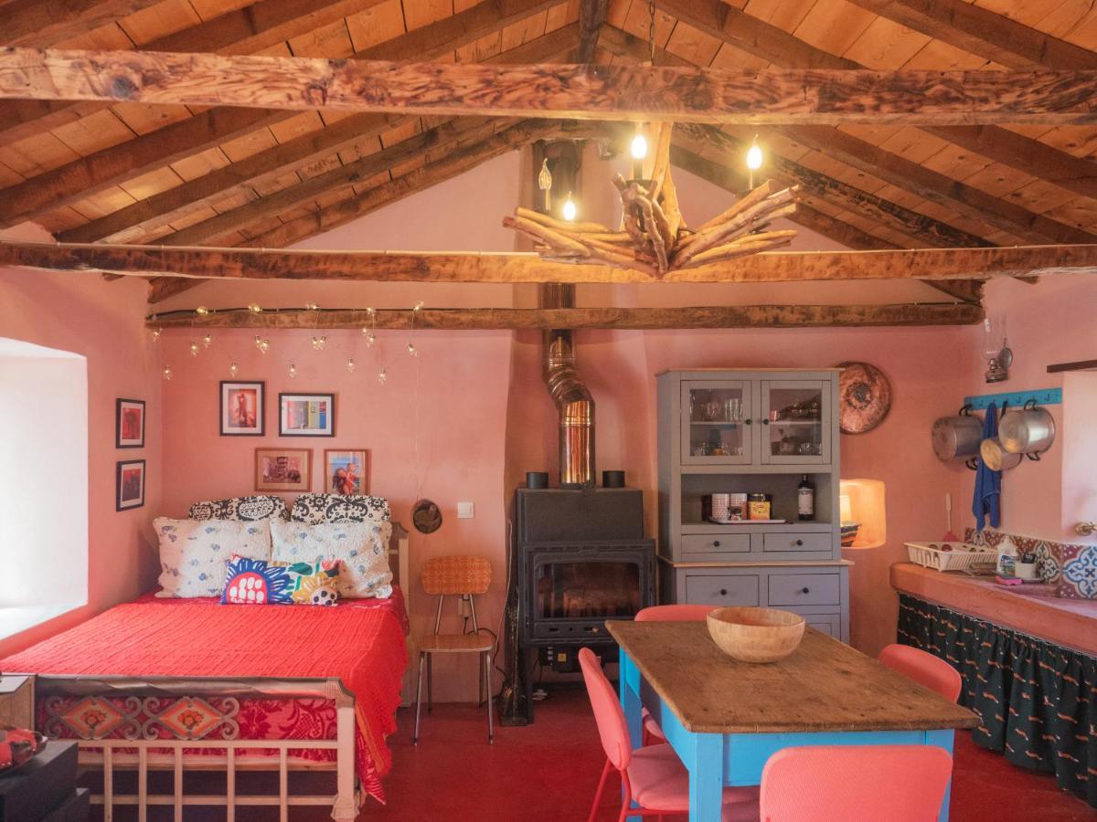 Vintage Stone-Built Country Cottage In Richea Kouloureika 외부 사진